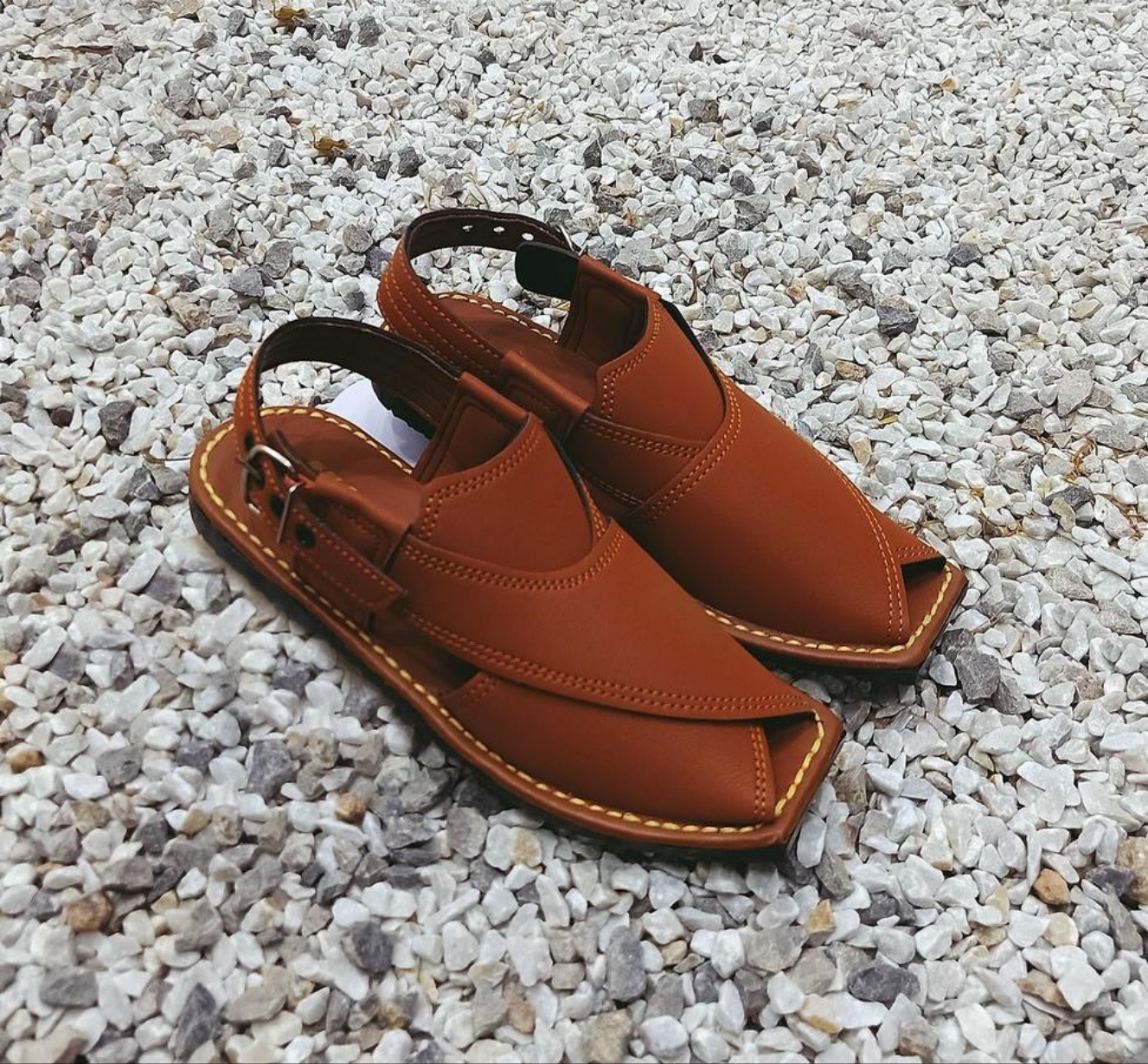 Jafspot Men's handmade new peshawri Chappal, Jf017, Beige