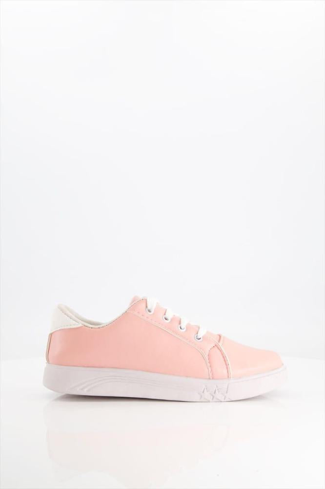 Trendy Sneakers for Women – Stylish, Comfortable & Lightweight