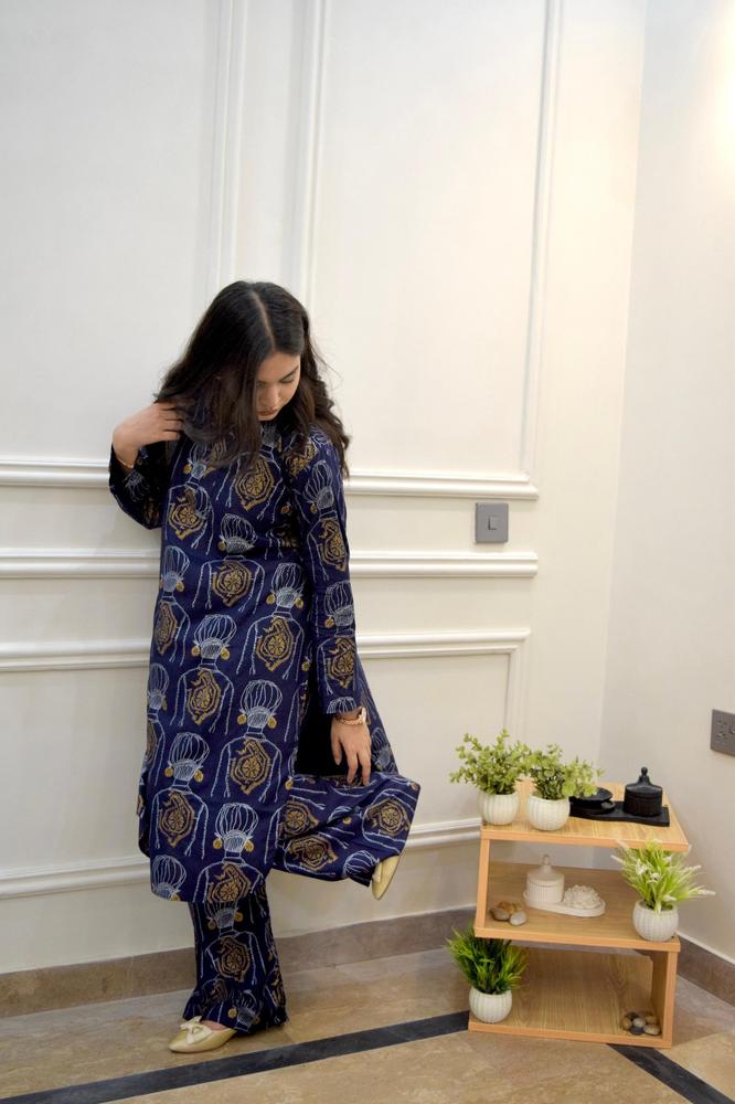 2 Pcs Women's Stitched Linen Printed Shirt And Trouser