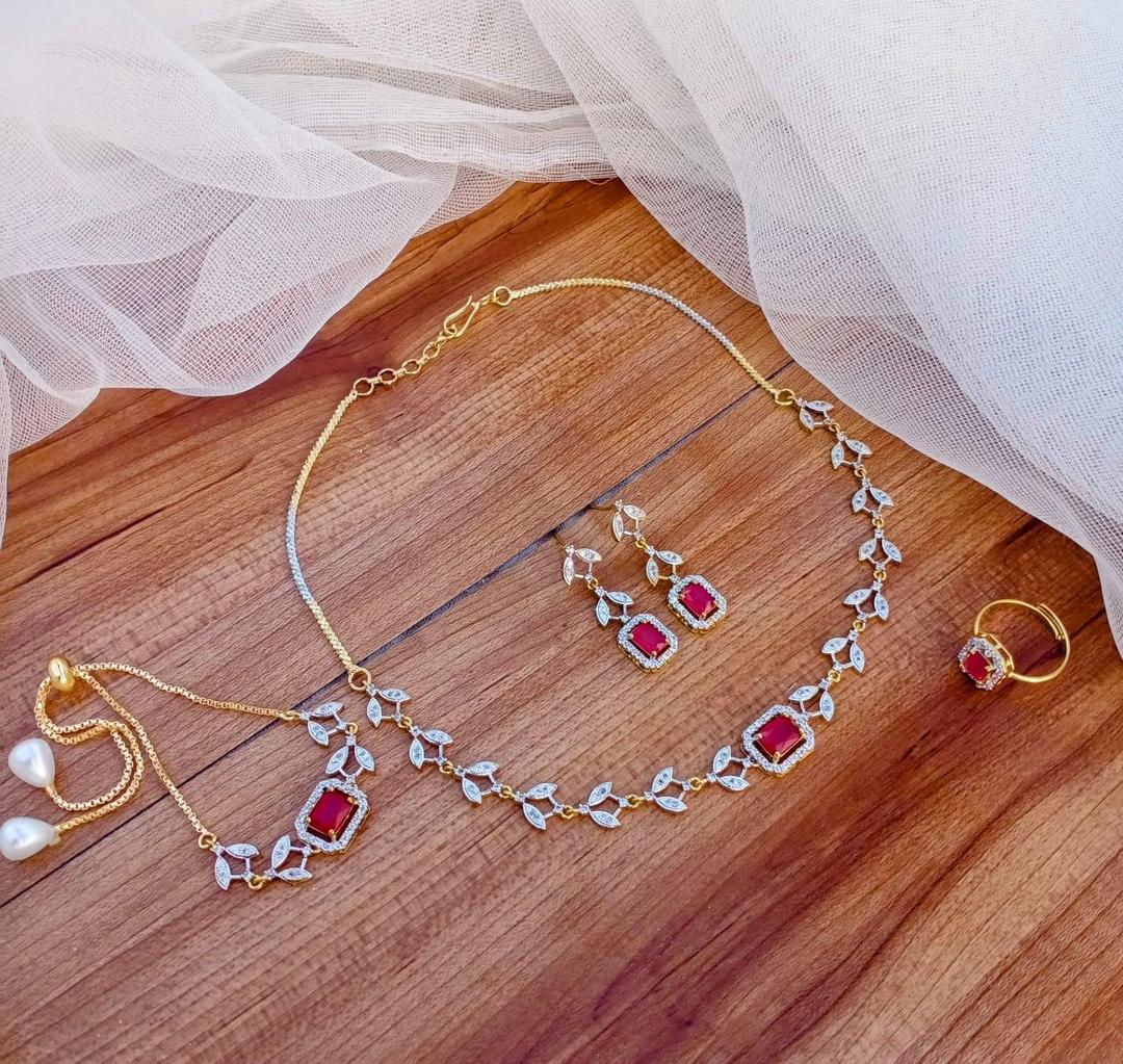 4 Pcs Fancy Gold Plated Gemstone Comb Set for Women