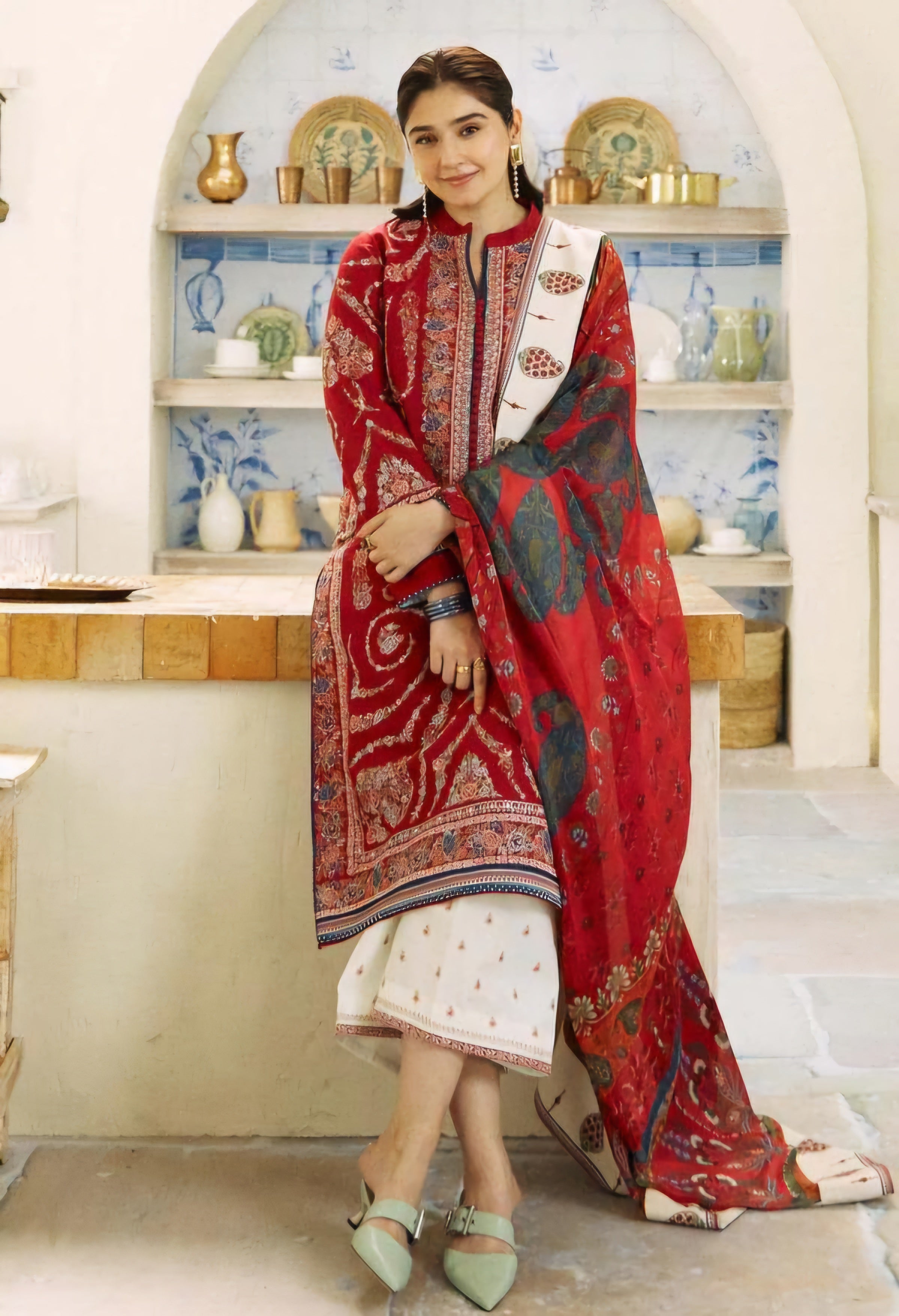 3 pc women's Unstitched Embroidered Suit