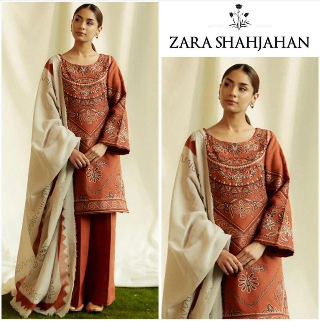 3 Pcs Women's Unstitched Embroidered Suit