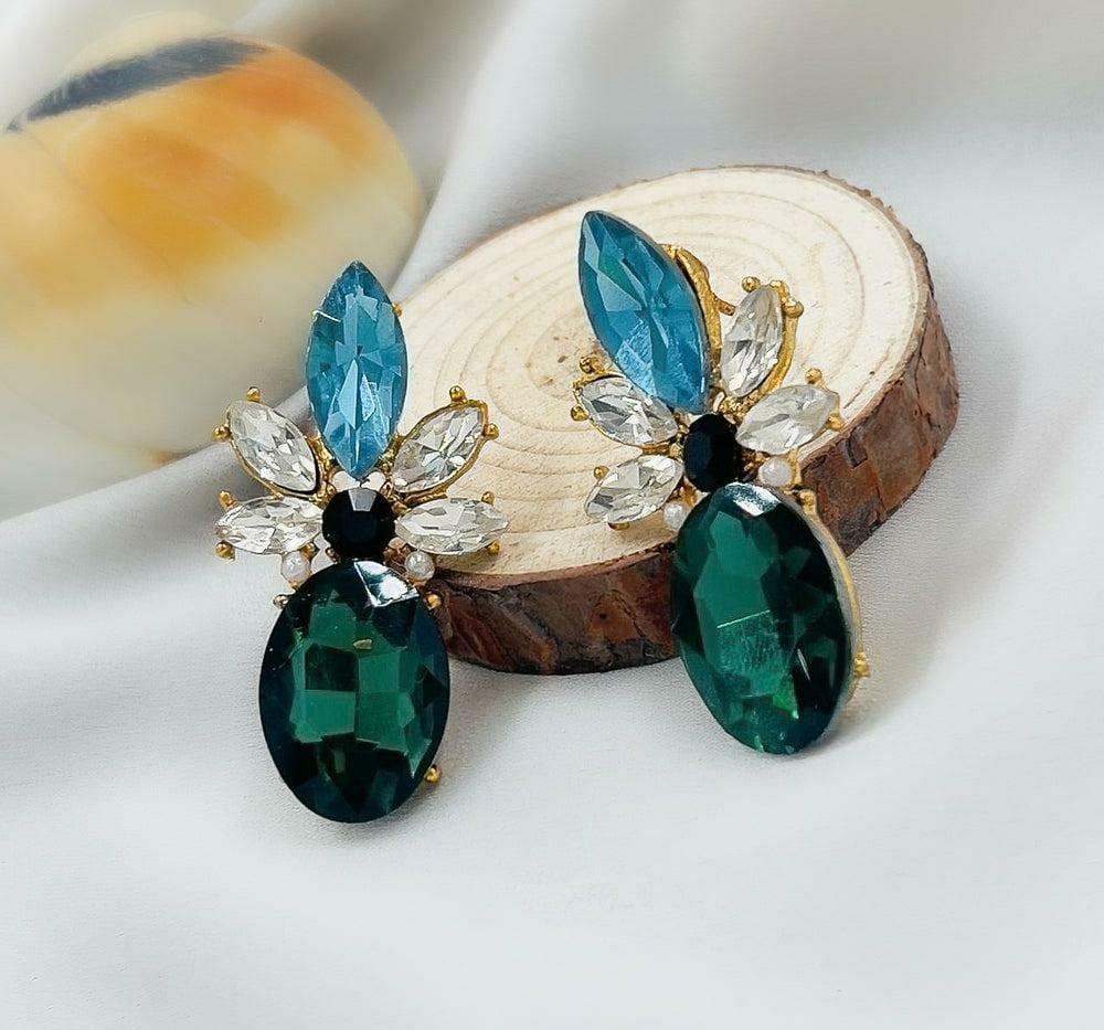 Elegant Crystal Royal Tops Earrings – Sparkling Luxury for Every Occasion